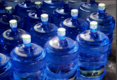 桶装水免费配送上门附近桶装水提供桶装水套餐服务 桶装水免费配送上门附近桶装水提供桶装水套餐服务