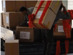 成都搬家公司专业公司搬家,居民搬家,厂房搬迁,设备搬迁,家具 成都搬家公司专业公司搬家,居民搬家,厂房搬迁,设备搬迁,家具